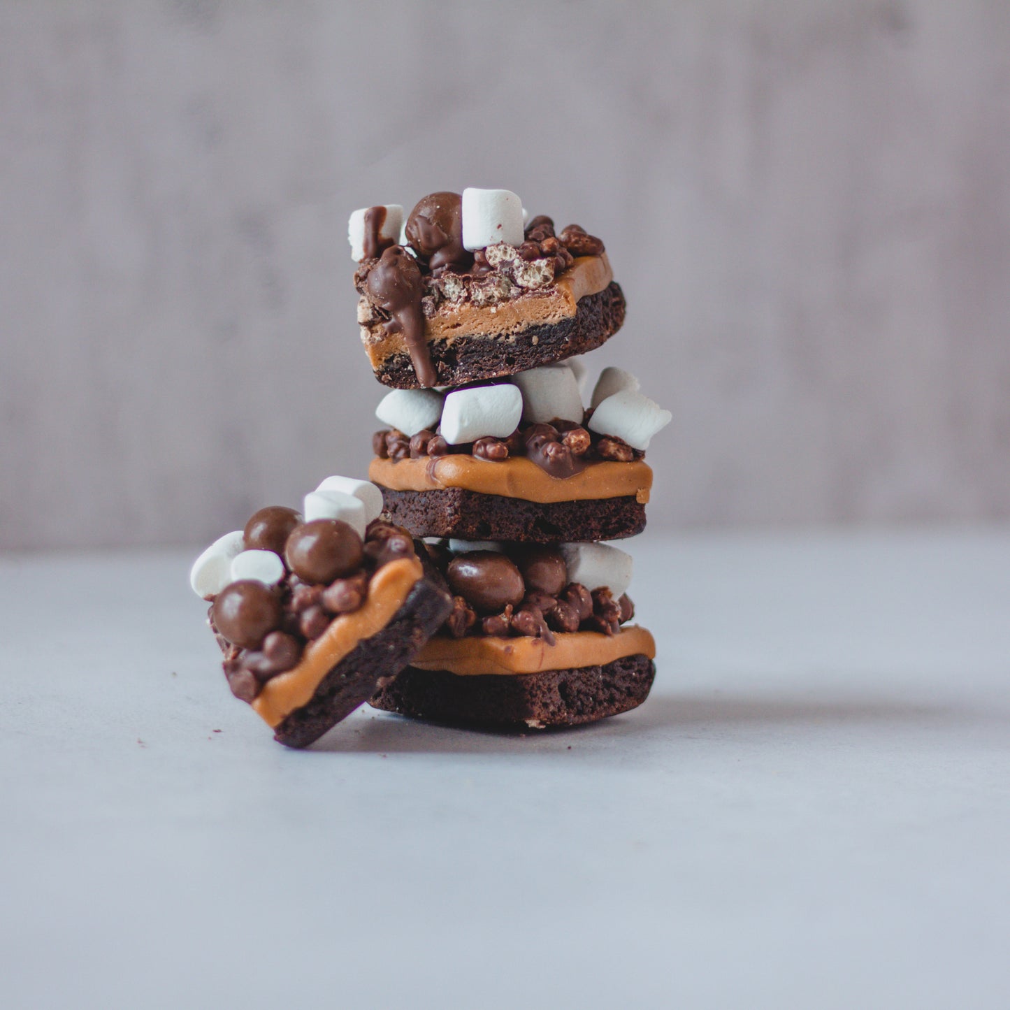 Fudge Hug - Rocky Road